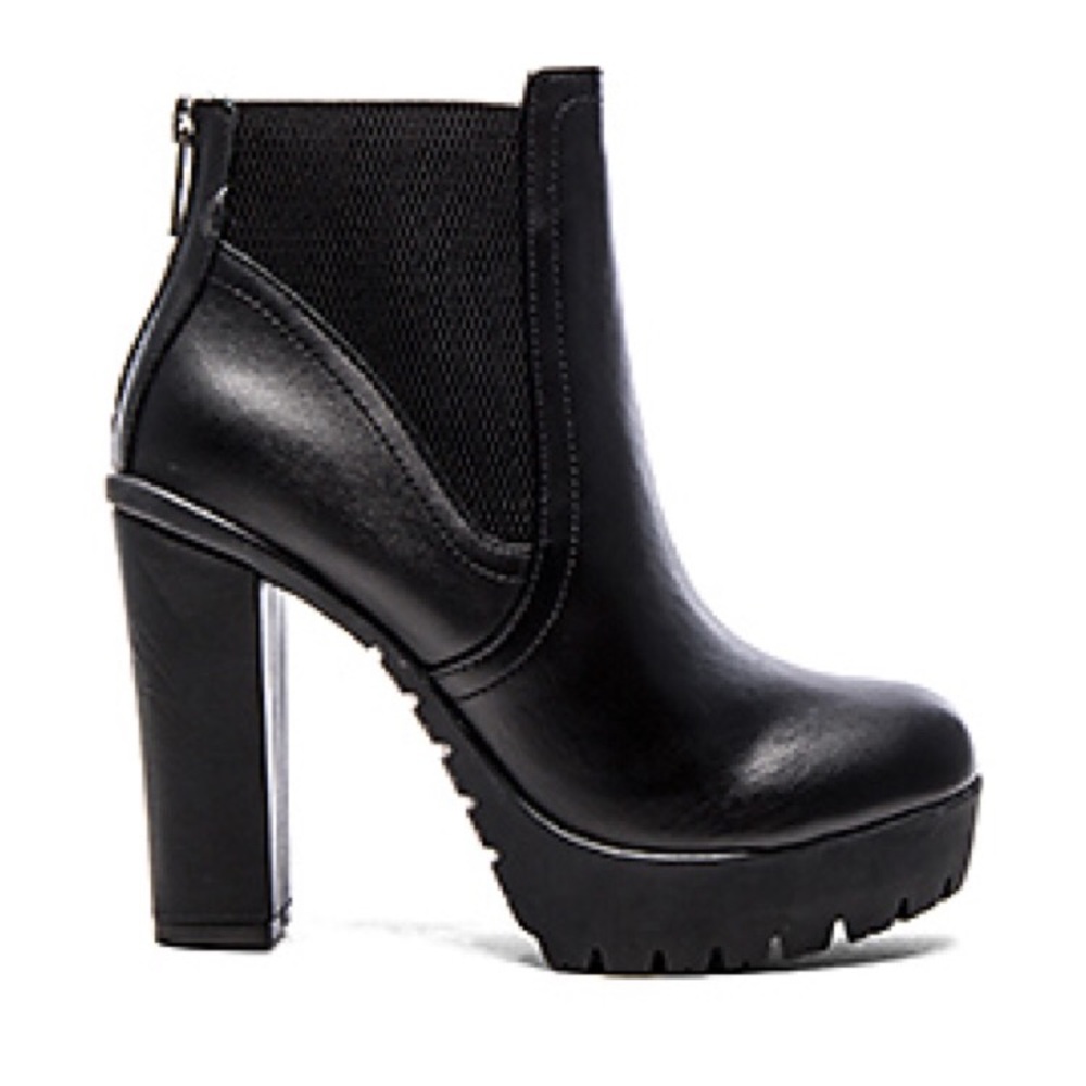 Steve Madden booties
